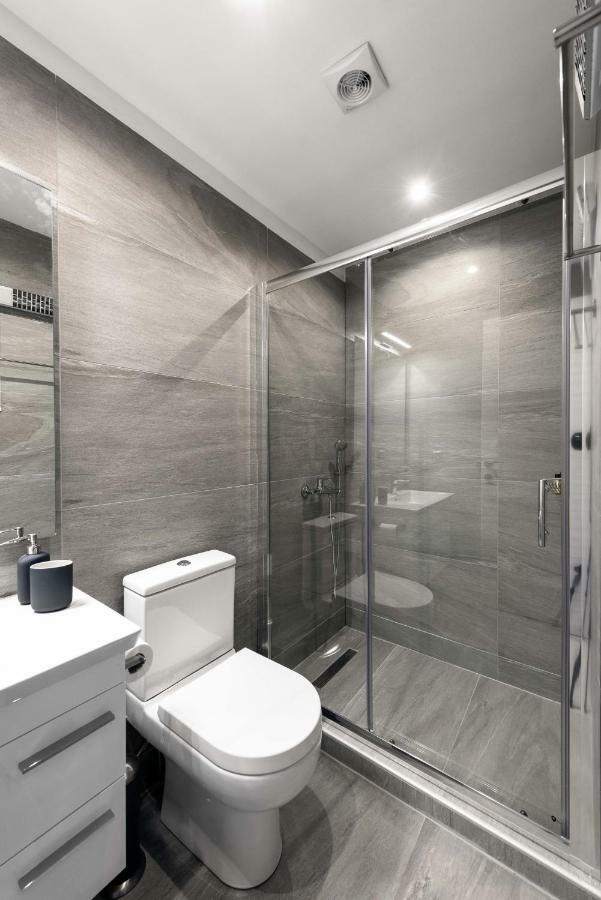 M&F Luxury Suites Est. 2019 / F Suite Салоники Экстерьер фото
