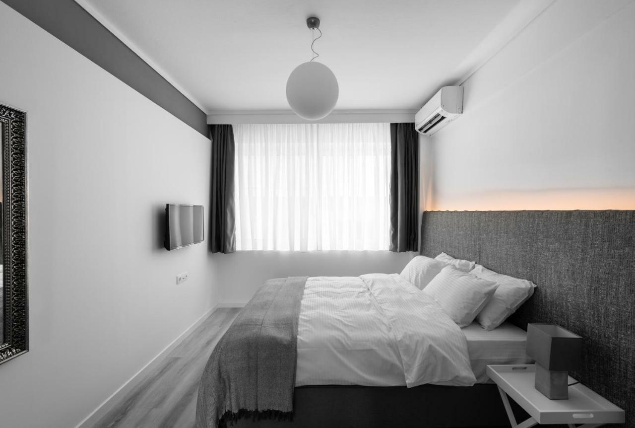 M&F Luxury Suites Est. 2019 / F Suite Салоники Экстерьер фото