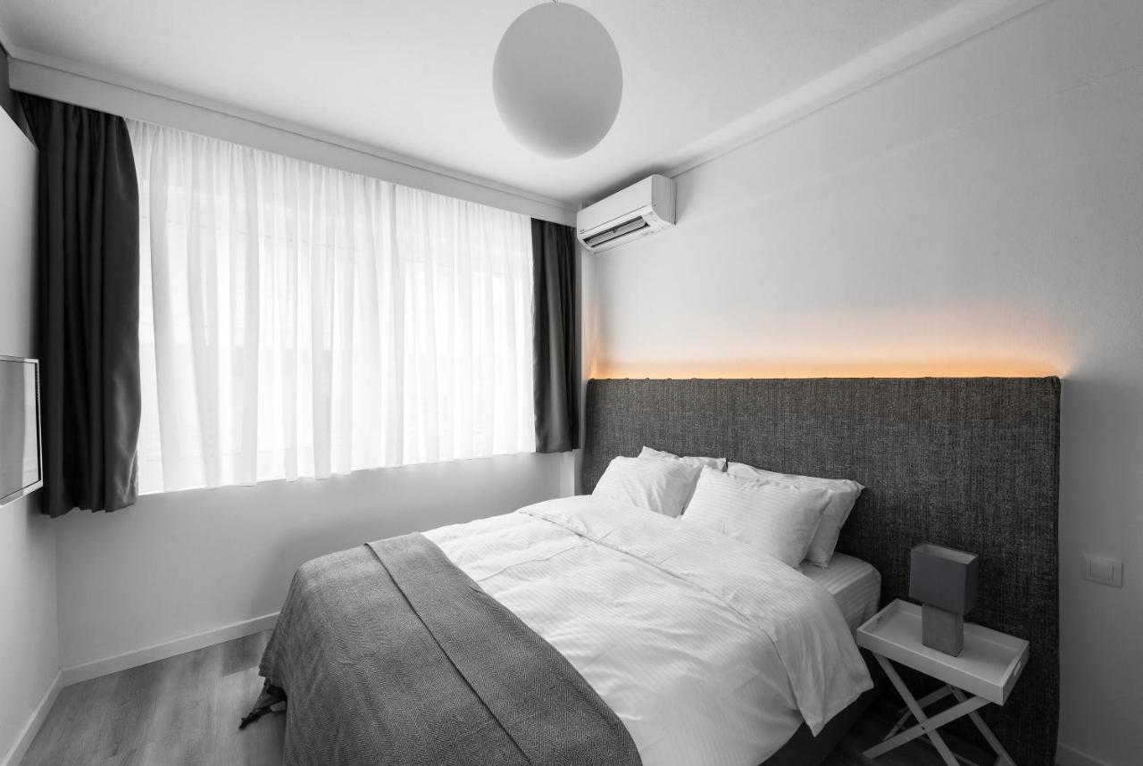 M&F Luxury Suites Est. 2019 / F Suite Салоники Экстерьер фото
